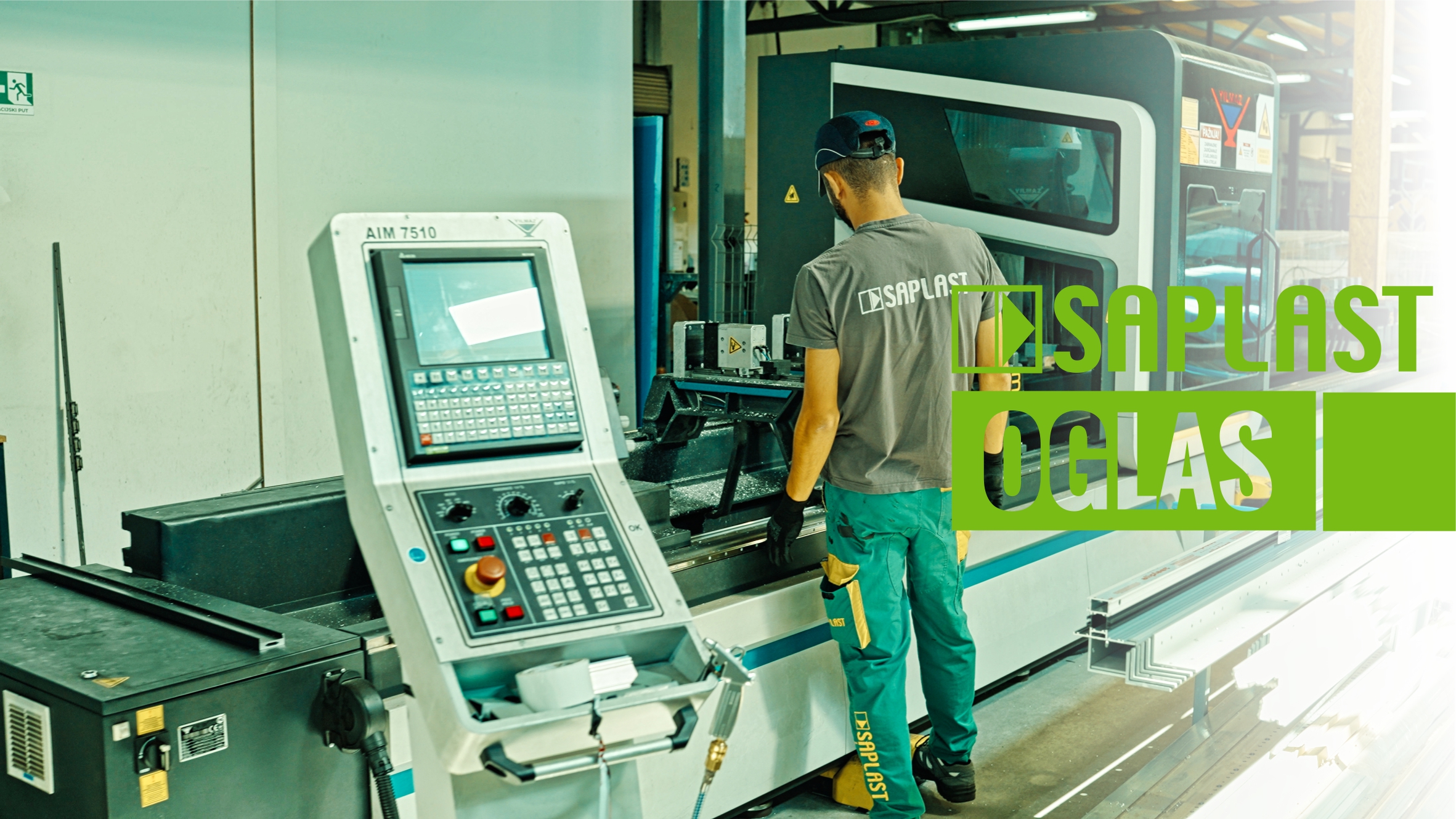 Radnik u proizvodnji PVC , ALU stolarije, visećih fasada i termoizolacionog stakla